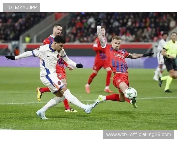 维拉主场惨败切尔西暴露防守漏洞,欧冠席位争夺遭遇重挫 维拉主场惨败切尔西暴露防守漏洞,欧冠席位争夺遭遇重挫